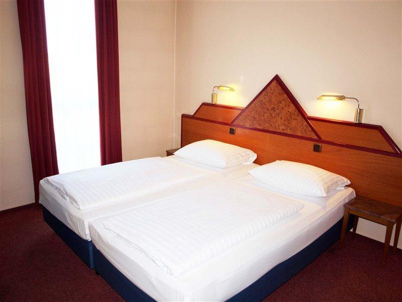 Hotel Plaza Charlottenburg Berlin